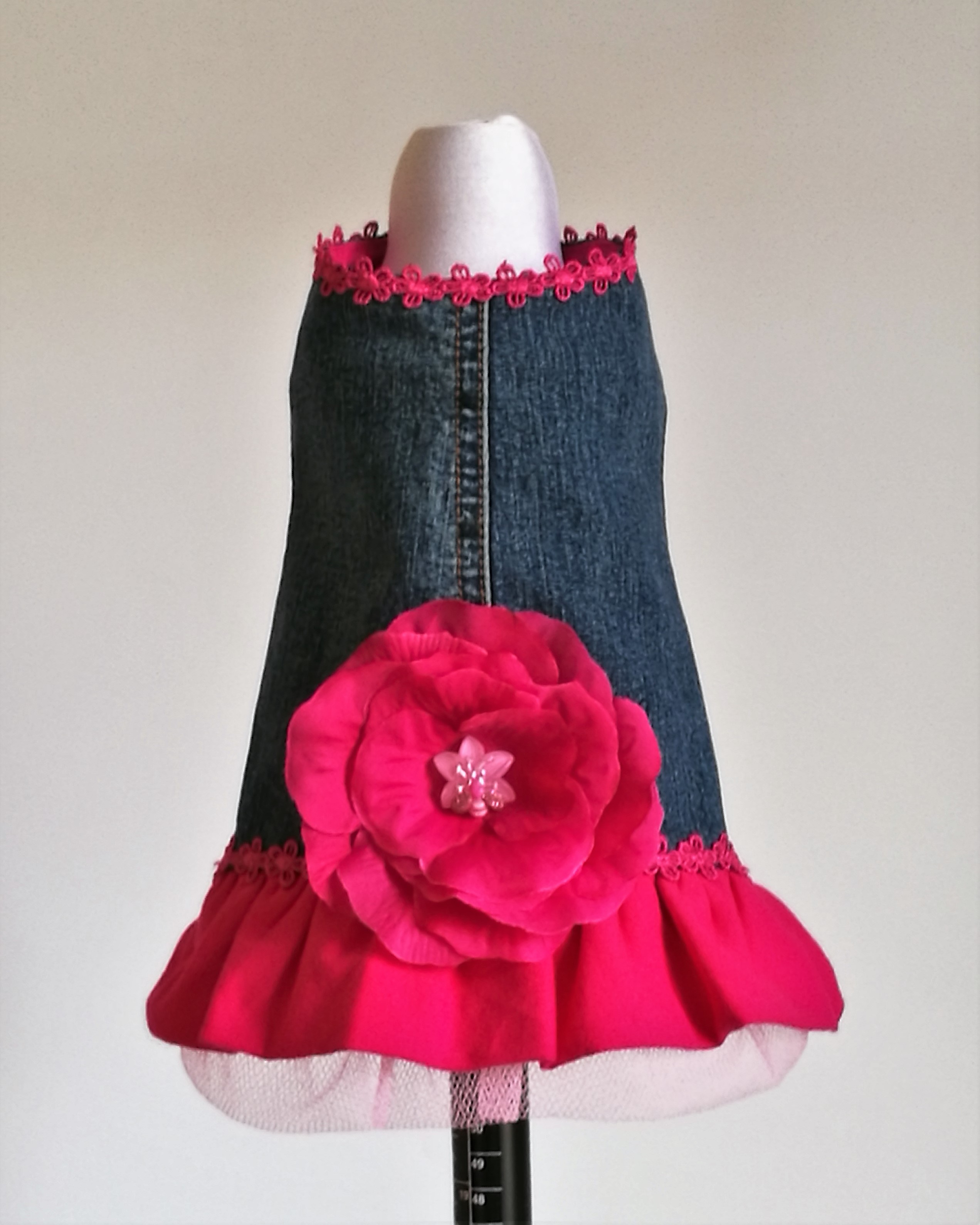 Džinsa kleita ar ziedu sunitīm,XS- S_product Džinsa kleita ar ziedu sunitīm,XS- S