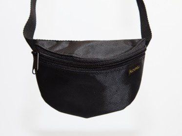 Aksesuāri suņiem.Somiņa priekš gardumiem 