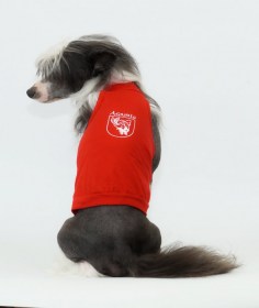 Sarkans suņu t-krekls ar zīmējumu
